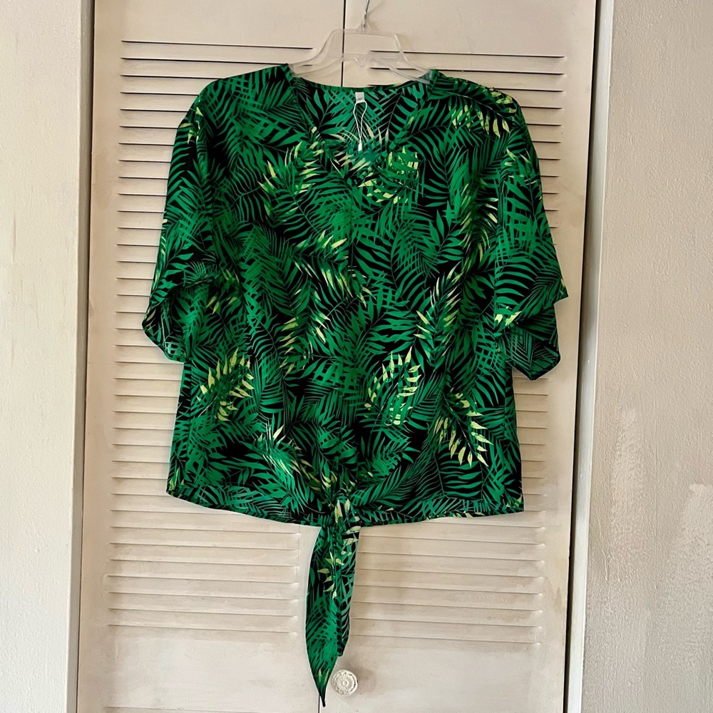 Green Leaf Print Women's Top